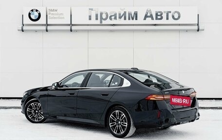 BMW 5 серия, 2025 год, 8 990 000 рублей, 6 фотография