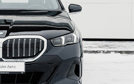 BMW 5 серия, 2025 год, 8 990 000 рублей, 10 фотография