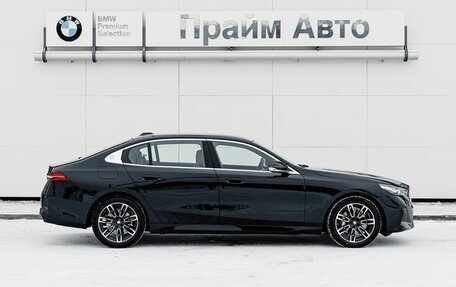 BMW 5 серия, 2025 год, 8 990 000 рублей, 8 фотография