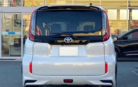 Toyota Sienta, 2023 год, 1 444 000 рублей, 3 фотография