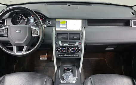 Land Rover Discovery Sport I рестайлинг, 2019 год, 1 750 000 рублей, 8 фотография