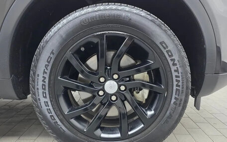 Land Rover Discovery Sport I рестайлинг, 2019 год, 1 750 000 рублей, 16 фотография