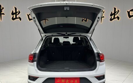 Volkswagen T-Roc I, 2023 год, 1 500 000 рублей, 3 фотография