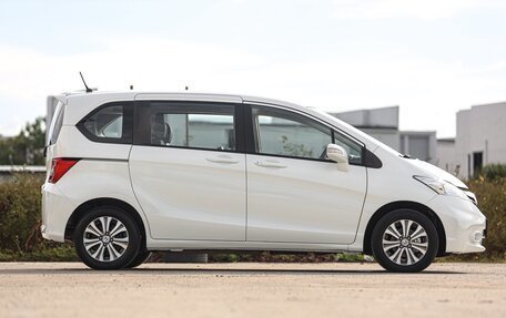 Honda Freed I, 2016 год, 911 000 рублей, 4 фотография