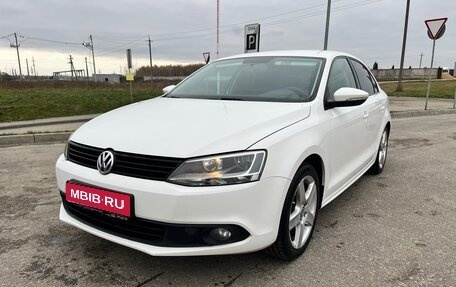 Volkswagen Jetta VI, 2014 год, 1 230 000 рублей, 1 фотография