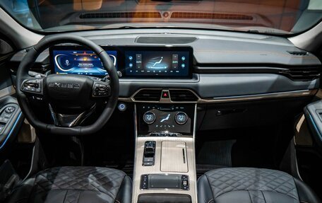 CheryExeed TXL, 2025 год, 3 930 000 рублей, 18 фотография