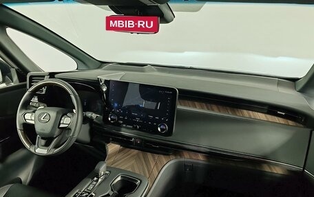 Lexus LM, 2024 год, 17 000 000 рублей, 11 фотография