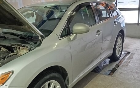 Toyota Venza I, 2011 год, 1 750 000 рублей, 2 фотография