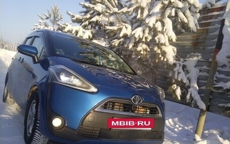 Toyota Sienta II, 2015 год, 1 000 000 рублей, 2 фотография