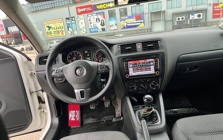 Volkswagen Jetta VI, 2014 год, 1 230 000 рублей, 10 фотография