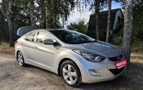 Hyundai Elantra V, 2012 год, 1 200 000 рублей, 4 фотография