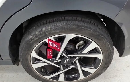 Hyundai Kona I, 2022 год, 1 550 325 рублей, 17 фотография