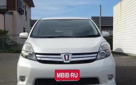 Toyota ISis I, 2013 год, 890 007 рублей, 2 фотография