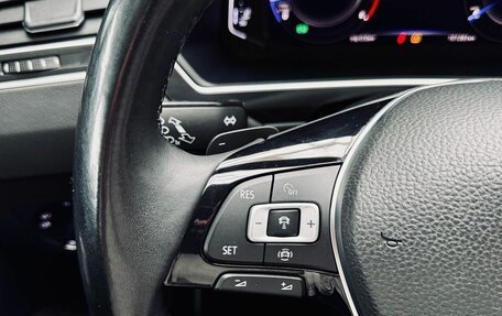 Volkswagen Tiguan II, 2018 год, 2 555 000 рублей, 14 фотография