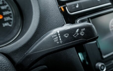 Volkswagen Polo VI (EU Market), 2018 год, 880 600 рублей, 15 фотография