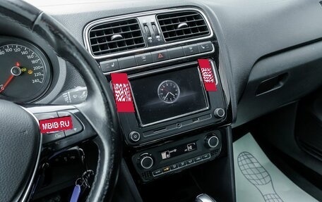 Volkswagen Polo VI (EU Market), 2018 год, 880 600 рублей, 18 фотография