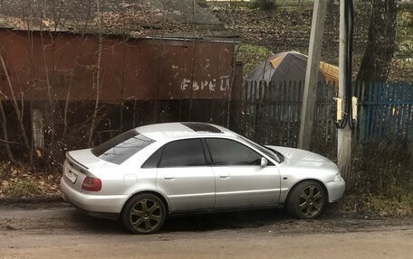 Audi A4, 2000 год, 445 000 рублей, 3 фотография