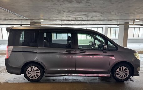 Honda Stepwgn IV, 2013 год, 1 540 000 рублей, 4 фотография