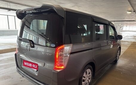 Honda Stepwgn IV, 2013 год, 1 540 000 рублей, 6 фотография