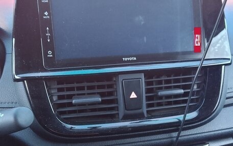 Toyota Corolla, 2020 год, 1 820 000 рублей, 10 фотография