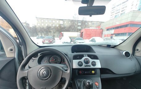 Renault Kangoo II рестайлинг, 2011 год, 800 000 рублей, 13 фотография