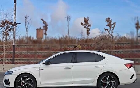 Skoda Octavia IV, 2023 год, 5 фотография