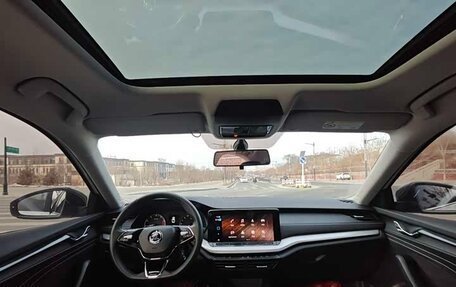 Skoda Octavia IV, 2023 год, 14 фотография