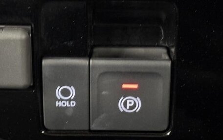 Toyota Roomy I, 2021 год, 765 325 рублей, 21 фотография