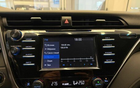 Toyota Camry, 2020 год, 3 000 500 рублей, 12 фотография