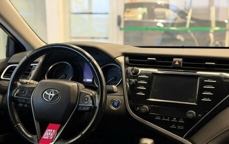 Toyota Camry, 2020 год, 3 000 500 рублей, 7 фотография