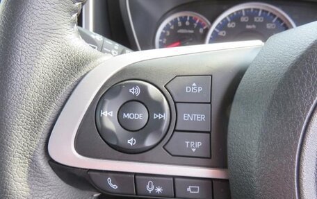 Toyota Roomy I, 2022 год, 760 325 рублей, 13 фотография