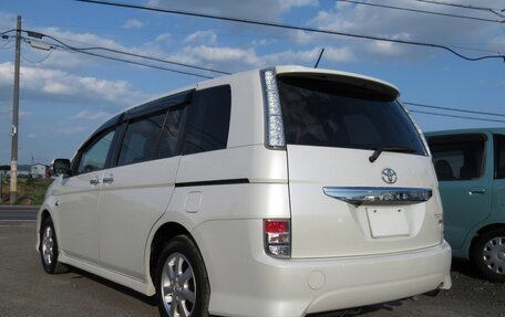 Toyota ISis I, 2017 год, 1 006 000 рублей, 4 фотография