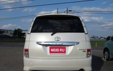 Toyota ISis I, 2017 год, 1 006 000 рублей, 5 фотография