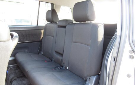 Toyota ISis I, 2017 год, 1 006 000 рублей, 15 фотография