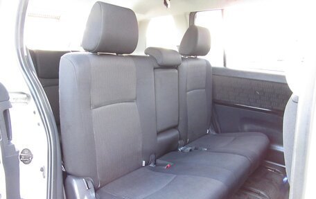 Toyota ISis I, 2017 год, 1 006 000 рублей, 16 фотография