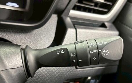 Toyota Roomy I, 2021 год, 745 325 рублей, 19 фотография