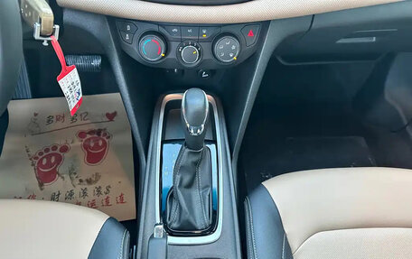 Chevrolet Monza, 2022 год, 1 039 000 рублей, 13 фотография