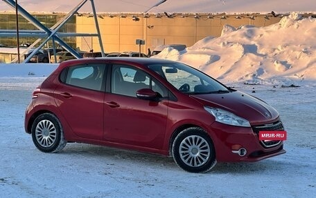 Peugeot 208 II, 2014 год, 425 000 рублей, 10 фотография