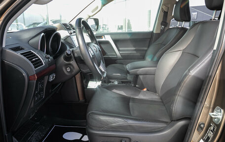 Toyota Land Cruiser Prado 150 рестайлинг 2, 2015 год, 4 398 000 рублей, 12 фотография