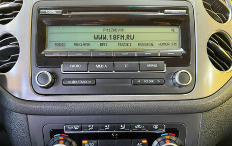 Volkswagen Tiguan I, 2010 год, 1 049 000 рублей, 15 фотография