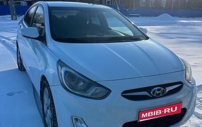 Hyundai Solaris II рестайлинг, 2011 год, 850 000 рублей, 1 фотография