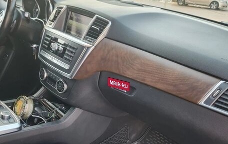 Mercedes-Benz M-Класс, 2014 год, 2 050 000 рублей, 4 фотография