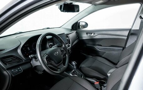 Hyundai Solaris II рестайлинг, 2022 год, 1 848 000 рублей, 5 фотография