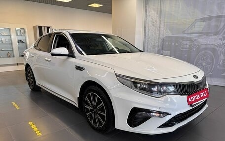 KIA Optima IV, 2019 год, 2 000 000 рублей, 3 фотография