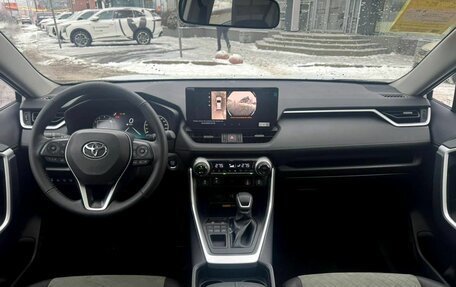 Toyota RAV4, 2025 год, 4 355 000 рублей, 17 фотография