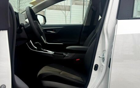 Toyota RAV4, 2025 год, 4 355 000 рублей, 14 фотография