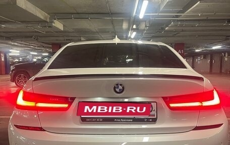 BMW 3 серия, 2019 год, 3 200 000 рублей, 13 фотография