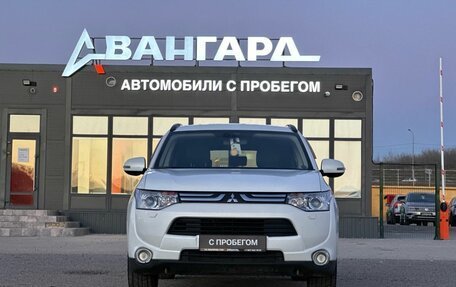 Mitsubishi Outlander III рестайлинг 3, 2013 год, 1 350 000 рублей, 8 фотография