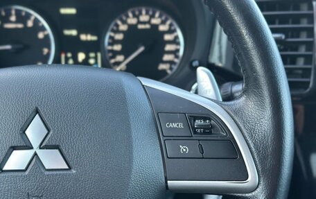 Mitsubishi Outlander III рестайлинг 3, 2013 год, 1 350 000 рублей, 16 фотография