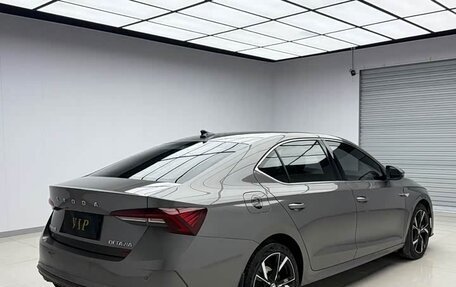 Skoda Octavia IV, 2023 год, 2 200 777 рублей, 4 фотография